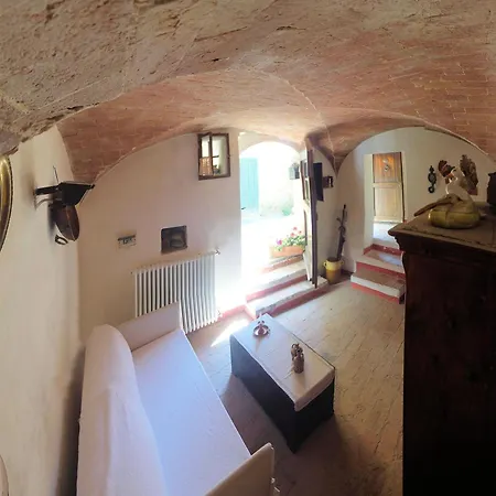 Casa de Férias At The Castle Peccioli